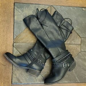 Kohls 8 1/2 boots Black